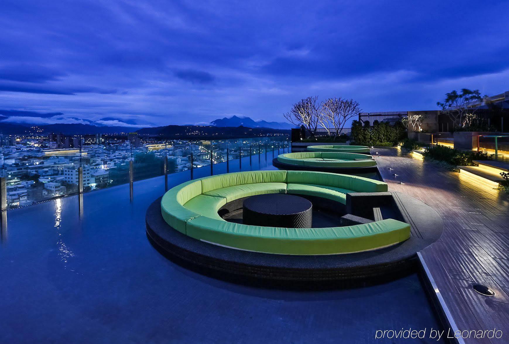 Sheraton Taitung Hotel Exterior foto Sky Bar